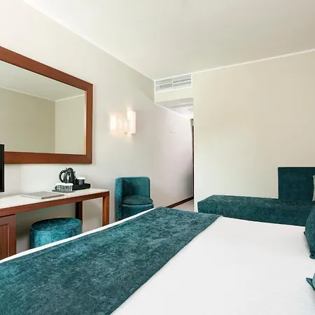 Ξενοδοχείο Bellevue & 4*