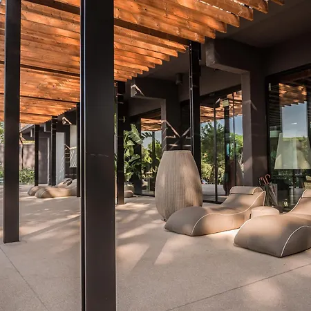 Bellevue & ホテル